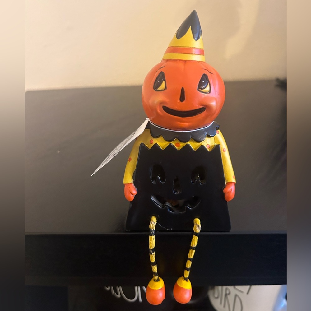 Johanna Parker Pumpkin Shelf Sitter